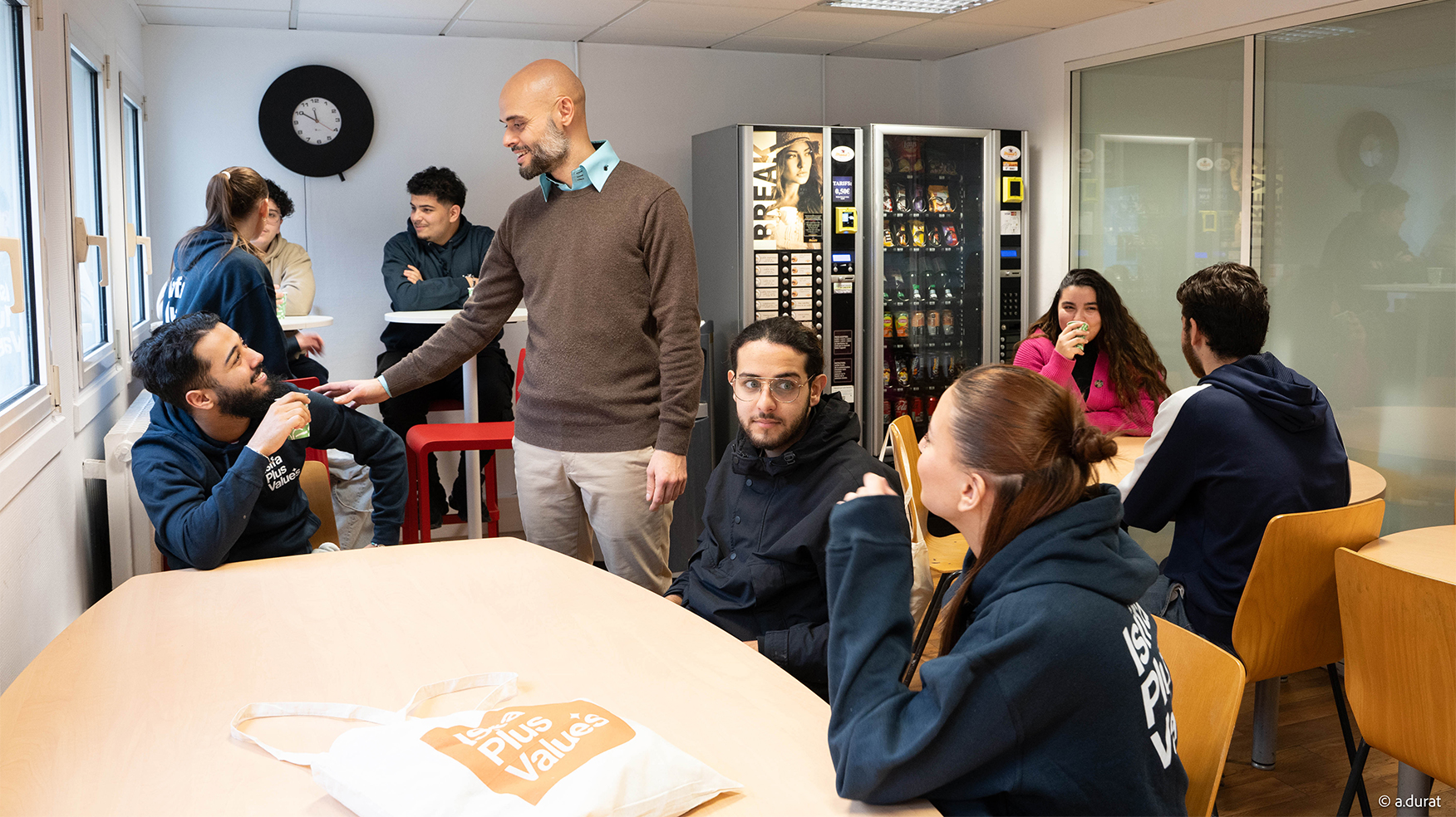 Campus-Isifa-Paris-Sud-alternance-ecole-bts-commerce