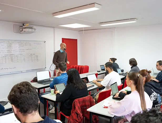 APPRENTISSAGE-FORMATEUR-ECOLE-BTS-PARIS-ALTERNANCE-ISIFA